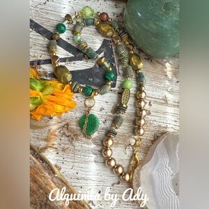 Malachite beaded handmade necklace colorful/bohemian
